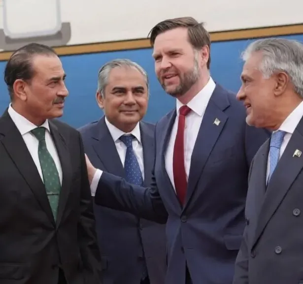 أكسيوس: جمود محادثات إسلام آباد يثير احتمال تجدد وتصعيد الحرب على إيران