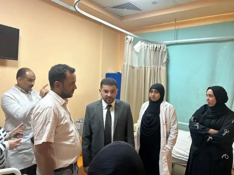 مدير الرعاية الصحية بالأقصر يتفقد مستشفى طيبة التخصصي