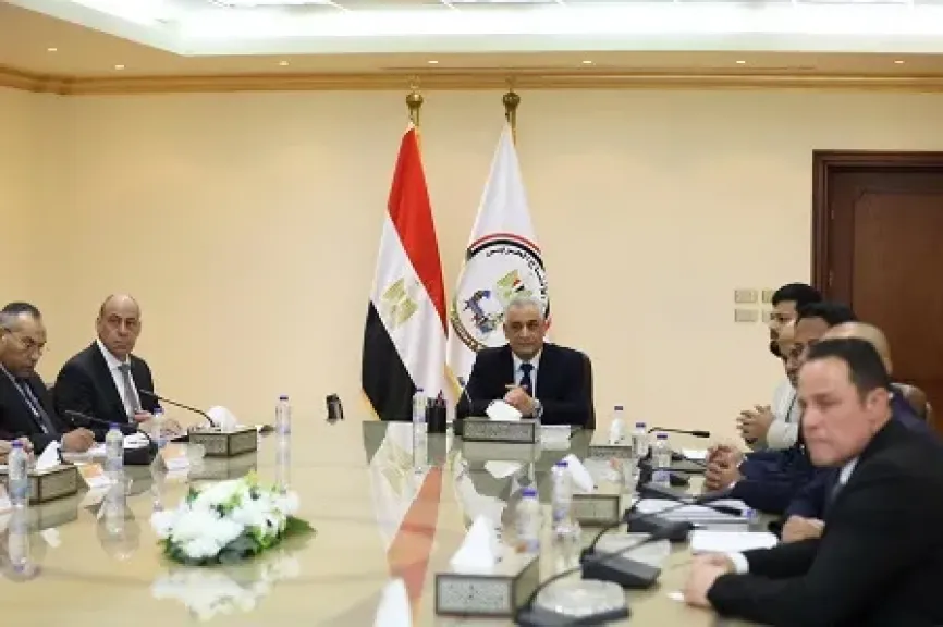 وزير الإنتاج الحربي: توجيهات رئاسية بضرورة فتح آفاق جديدة لإدخال أحدث تكنولوجيات التصنيع العسكري