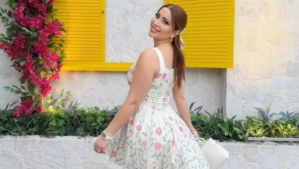 بفستان قصير.. بإطلالة جريئة لـ نسرين طافش عبر إنستجرام