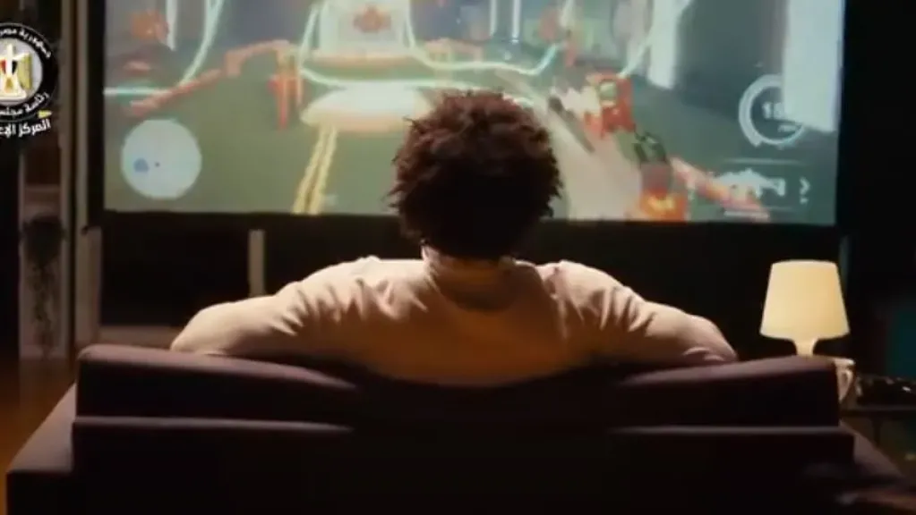 المركز الإعلامي لمجلس الوزراء يستعرض مخاطر إدمان الألعاب الإلكترونية على الأطفال وجهود الدولة لمواجهتها