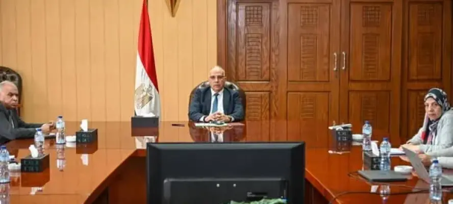 وزير الري يتابع موقف مشروع المسار الناقل لمياه الصرف الزراعي لمحطة المعالجة بالدلتا الجديدة بنسبة تنفيذ 76%