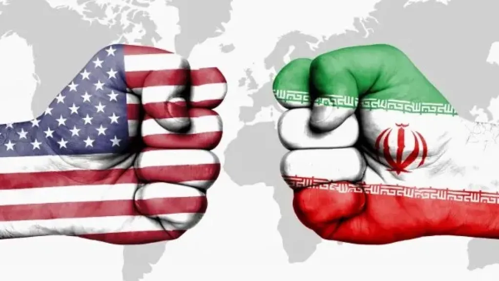 أستاذ علاقات دولية: واشنطن تعتمد خطة «الخنق الاستراتيجي» للضغط على طهران اقتصاديا