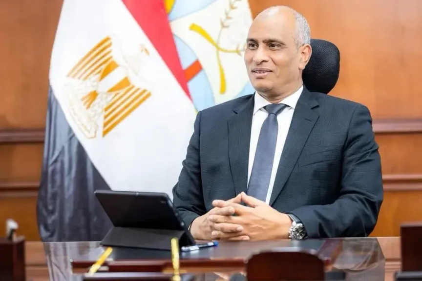 محافظ أسوان يتابع جهود فرع المجلس القومى للمرأة وتنوع الأنشطة والبرامج التدريبية