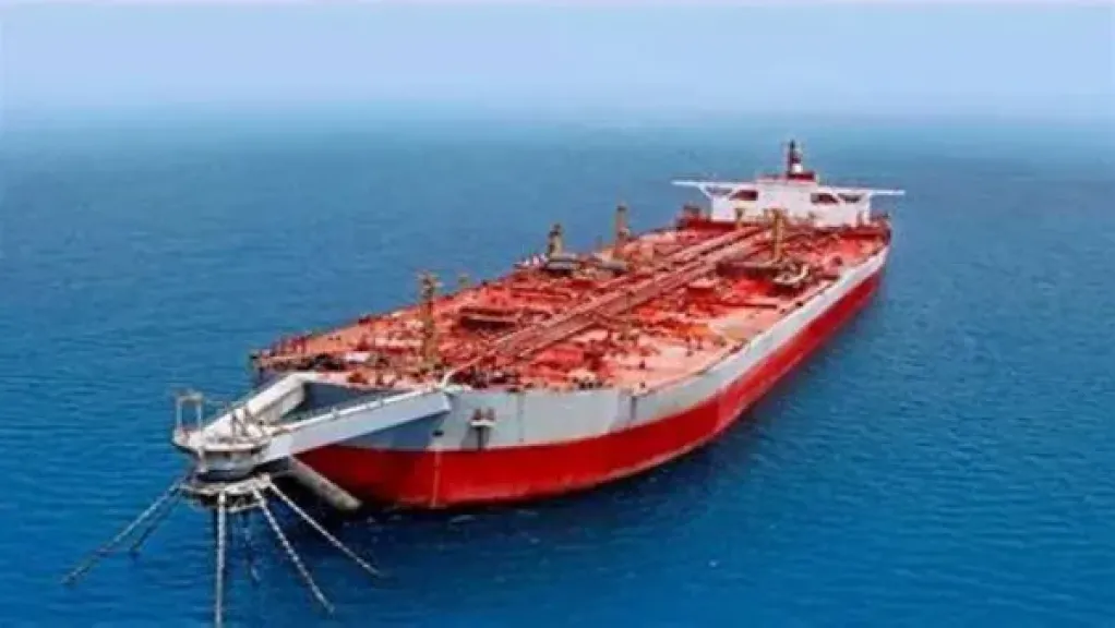 واشنطن تلوّح بالتصعيد دون تدخل مباشر.. وخبراء: الحصار في هرمز يحقق مكاسب اقتصادية