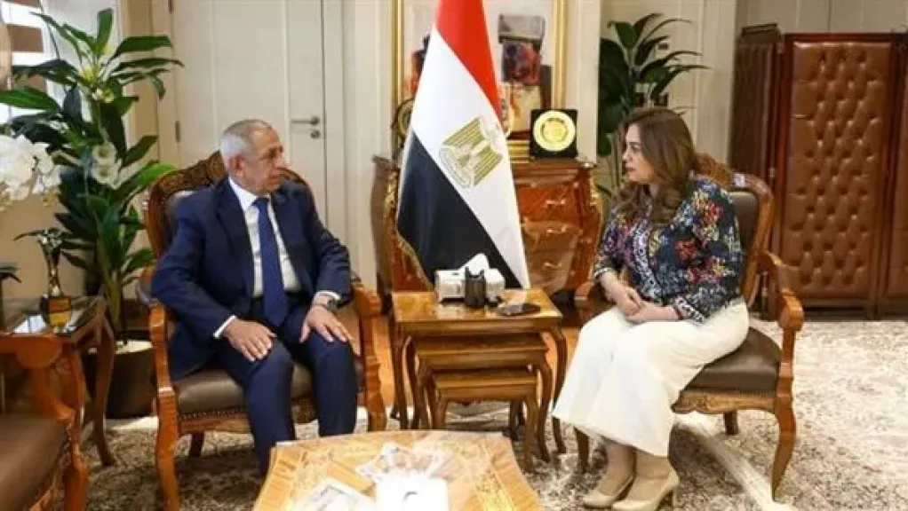 وزيرة التنمية ورئيس الأكاديمية العربية للعلوم والتكنولوجيا يشهدان مراسم توقيع بروتوكول تعاون مشترك