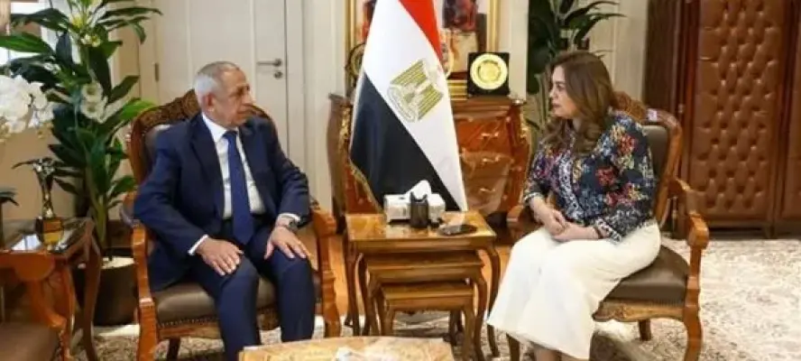 وزيرة التنمية ورئيس الأكاديمية العربية للعلوم والتكنولوجيا يشهدان مراسم توقيع بروتوكول تعاون مشترك