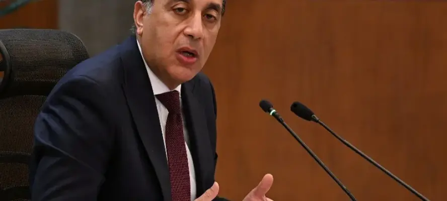 رئيس الوزراء يهنئ وزير الدفاع بمناسبة ذكرى عيد تحرير سيناء