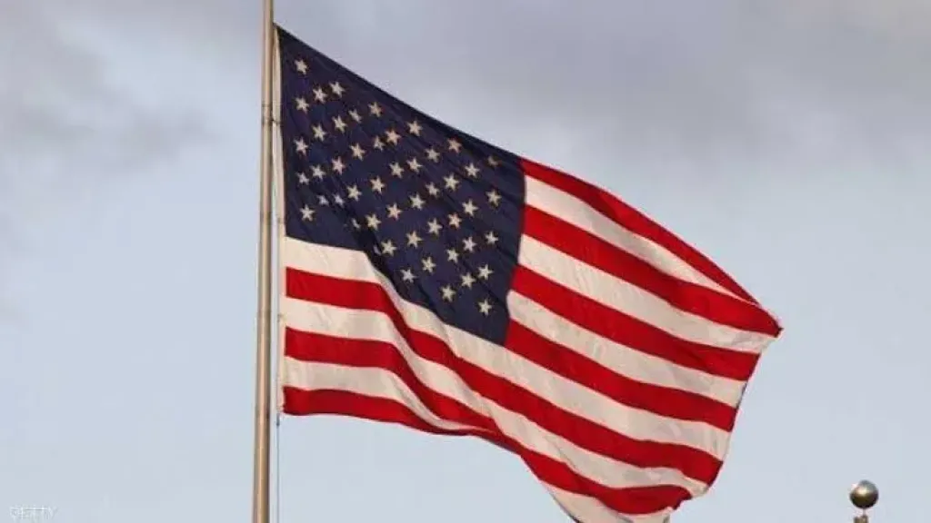 فايننشال تايمز عن مسؤول أمريكي: حاملة الطائرات جورج بوش تتجه إلى الشرق الأوسط