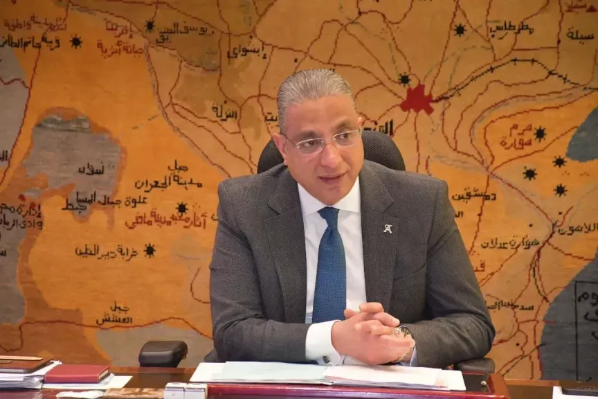 محافظ الجيزة يعتمد خفض الحد الأدنى لتنسيق القبول بالثانوي العام لـ225 درجة