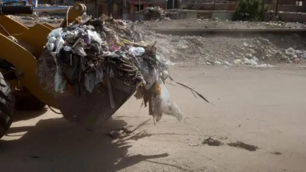 رفع 57 طن مخلفات وتحرير 15 محضر إشغال بأبوتشت