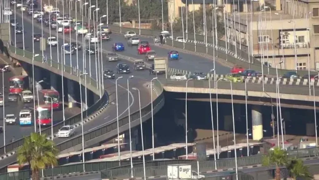 غلق كلي لكوبري 6 أكتوبر في الاتجاهين وتحويلات مرورية لأعمال التطوير بالجيزة.. التفاصيل