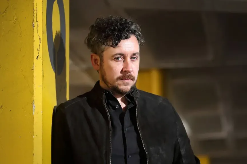 المخرج لي كرونين: لم ألتزم بإرث الأفلام السابقة وقدّمت رؤيتي الخاصة في The Mummy