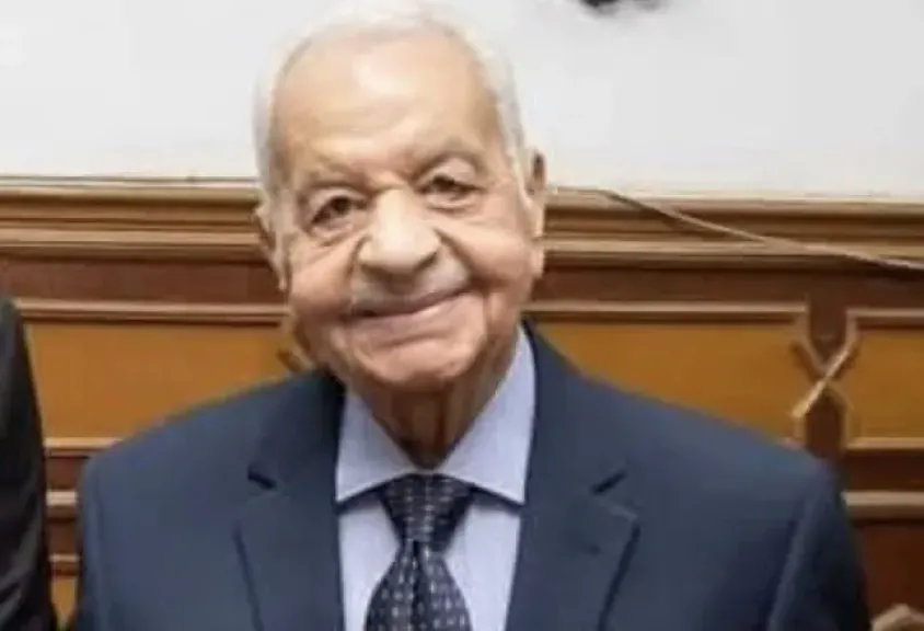 حزب الجبهة الوطنية ينعى اللواء كمال مدبولي والد رئيس الوزراء