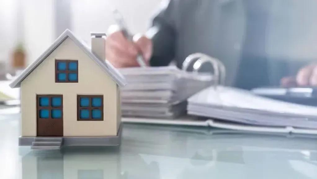 أستاذة اقتصاد: نعيش عصر الفقاعة العقارية منذ 4 سنوات