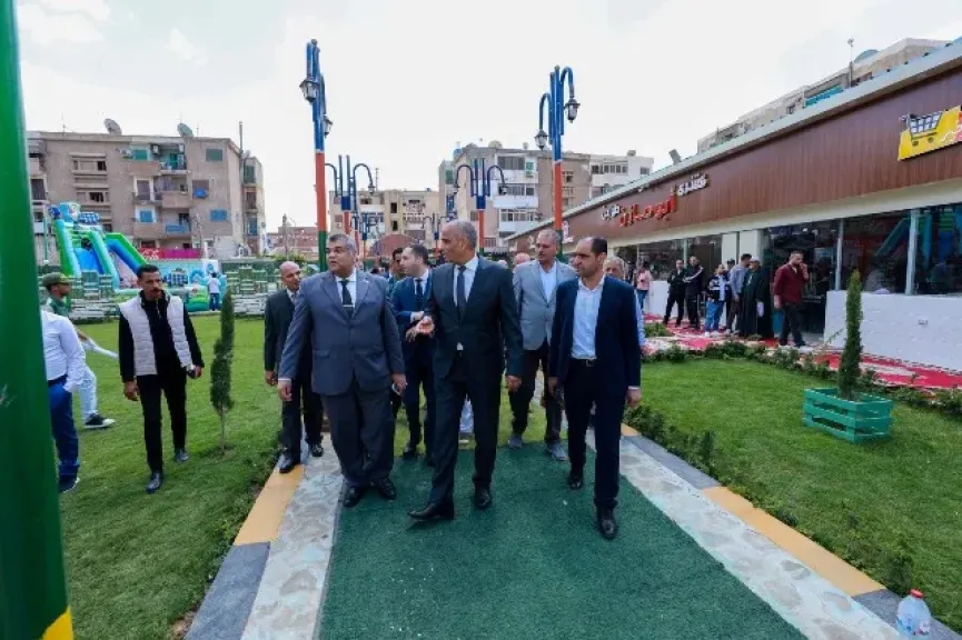 محافظ كفر الشيخ يتفقد الحديقة والملاهي الترفيهية بشارع الخليفة المأمون.. صور