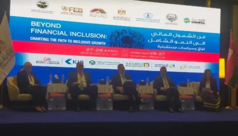 مصطفى خضر: التثقيف المالي أصبح «صحة مالية» والفجوة مع العملاء تتطلب لغة أبسط