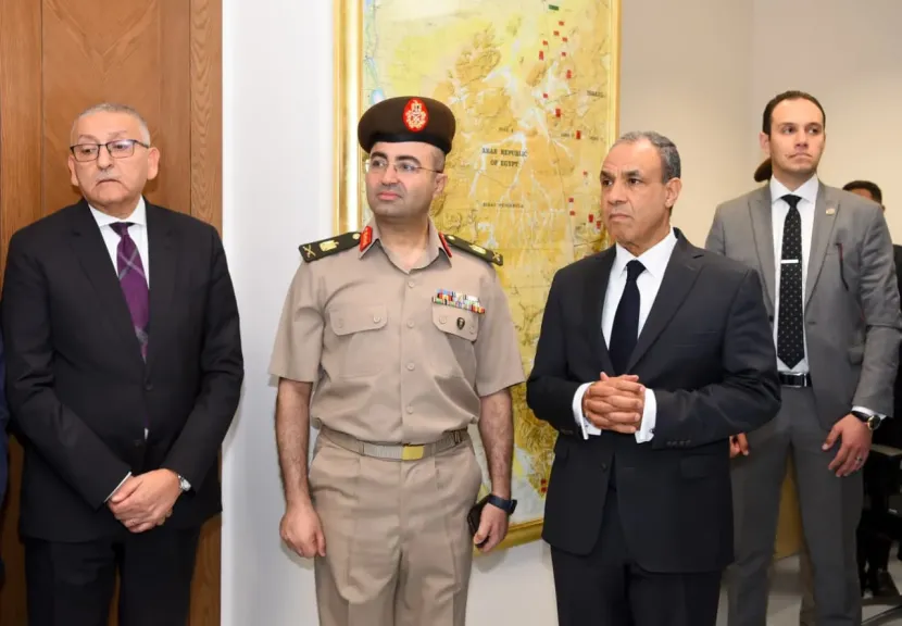 بدر عبد العاطي يفتتح غرفة حفظ الوثائق المؤمنة بمقر وزارة الخارجية.. صور