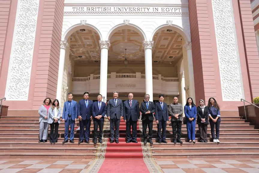الجامعة البريطانية في مصر تستقبل سفراء رابطة دول جنوب شرق آسيا لإلقاء محاضرة لطلابها