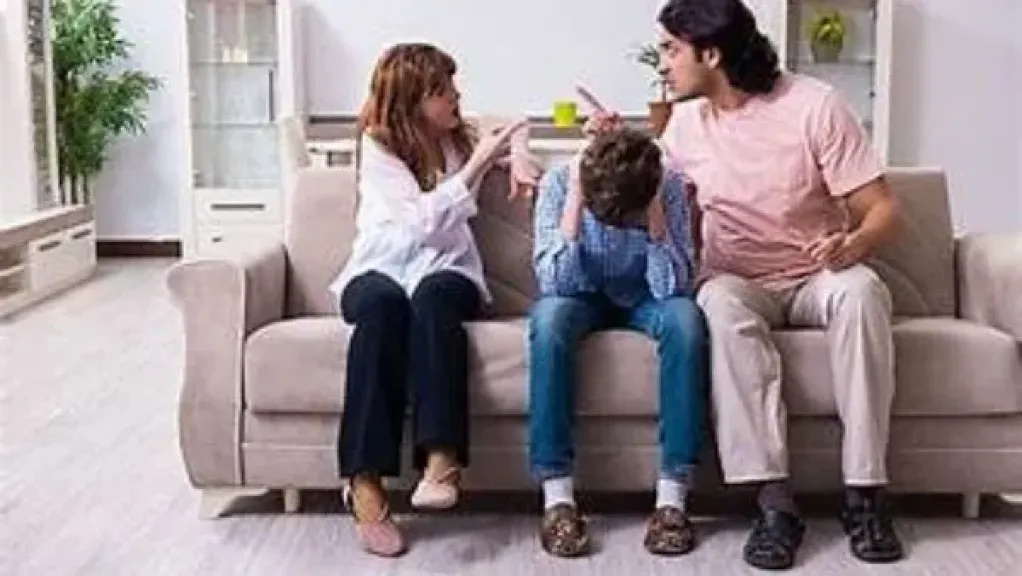 استشاري طب نفسي: غياب الأب في سنوات التكوين الأولى يُؤثر نفسيًا وسلوكيًا على الطفل