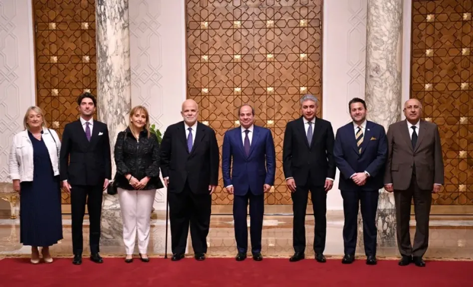 الرئيس السيسي يستقبل رئيس مجلس إدارة المجلس العالمي للسفر والسياحة