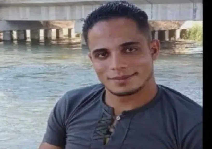 التصريح بدفن جثمان شاب عُثر على جثته بجوار شريط السكة الحديد في سمالوط