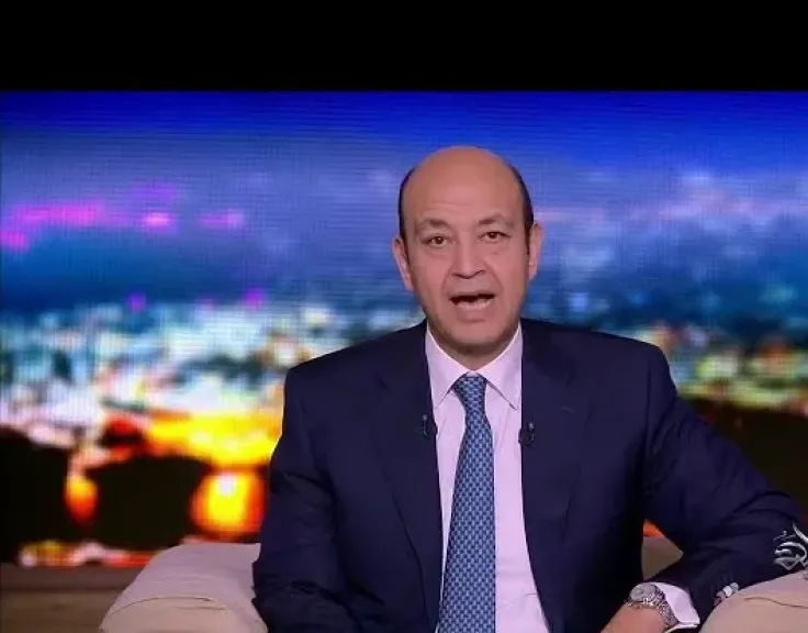 عمرو أديب يوجه رسالة لمحمد أبو العينين قبل مباراة الزمالك وسيراميكا بسبب المكافآت