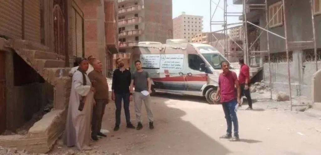 أسيوط: تكثيف حملات طرق الأبواب وإنذار المخالفين للإسراع في إنهاء إجراءات التصالح