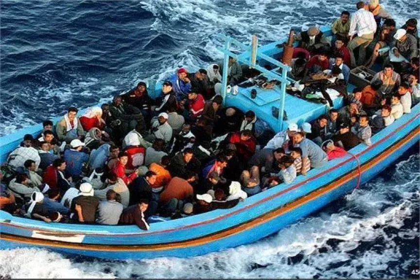 مساعد وزير الخارجية: 80% من قرارات الهجرة غير الشرعية تتم بضغط من الأهالي.. وتكلفة الرحلة تصل إلى نصف مليون جنيه