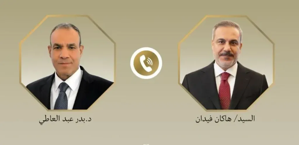 وزير الخارجية يبحث هاتفيا مع نظيره التركي جهود خفض التصعيد الإقليمي