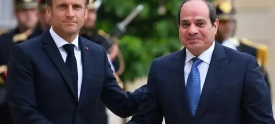 الرئيس الفرنسي يثمّن المساندة المصرية لفرنسا في الظرف الراهن