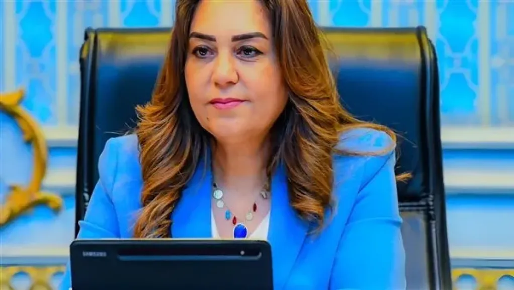 منال عوض تعلن التشغيل التجريبي لمجزر دراو بأسوان