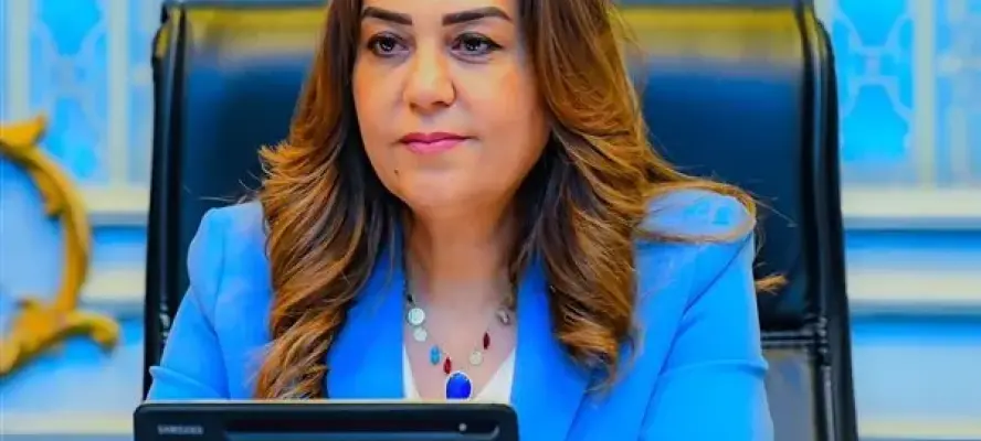 منال عوض تعلن التشغيل التجريبي لمجزر دراو بأسوان