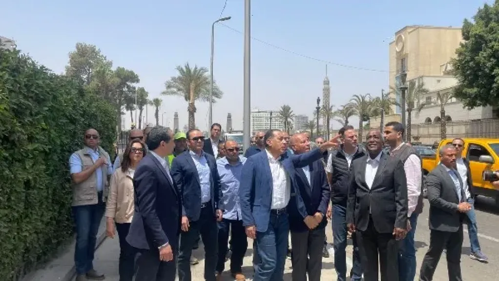 مدبولي يوجه بطلاء بعض العمارات المطلة على ميدان التحرير