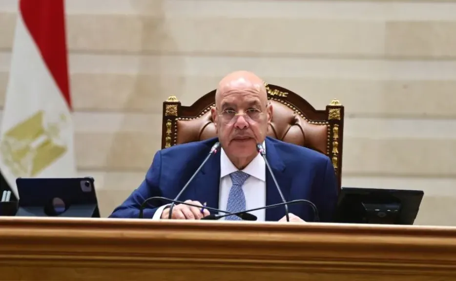 رئيس مجلس النواب يحيل مشروعات قوانين للجان المختصة من بينهم قوانين للأسرة