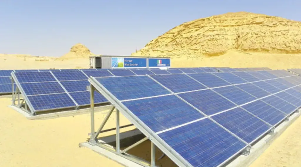 الكهرباء: إعفاء المواطنين من شروط تركيب ألواح الطاقة الشمسية على أسطح المنازل