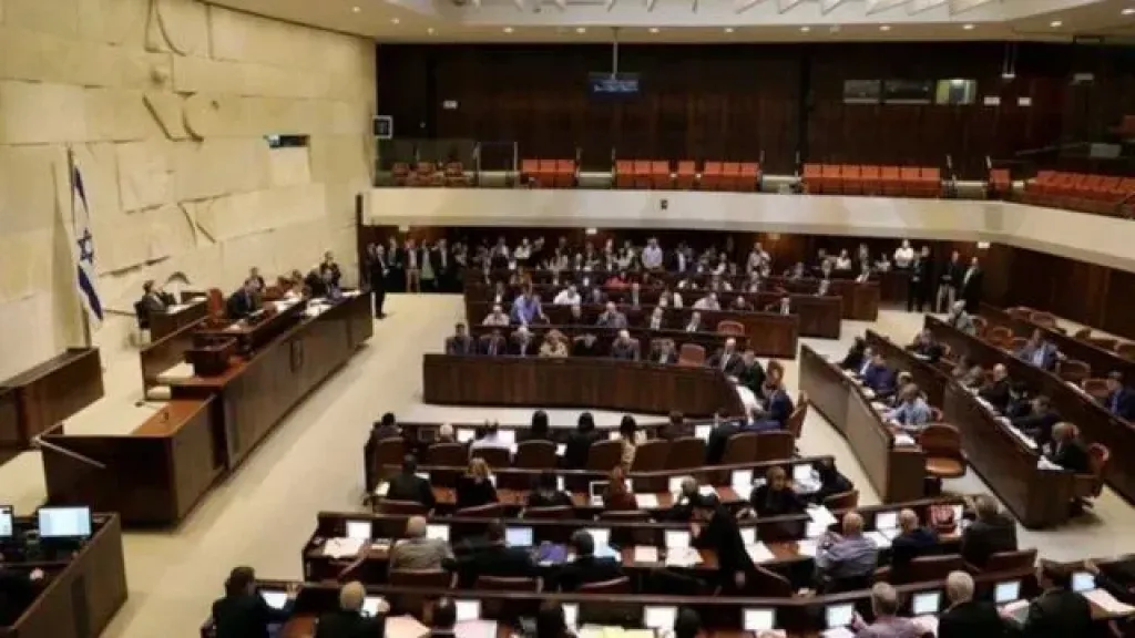 الكنيست الإسرائيلي يصادق على مشروع قانون يحد صلاحيات مستشار الحكومة
