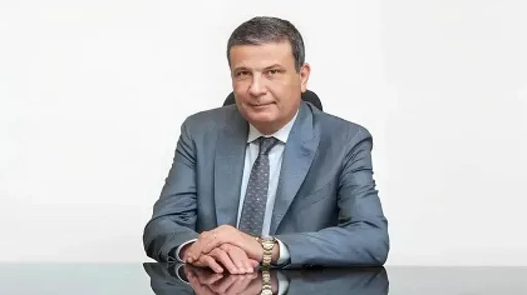 وزير الزراعة: طفرة في صناعة الدواجن بمصر والاستثمارات تصل لـ200 مليار جنيه
