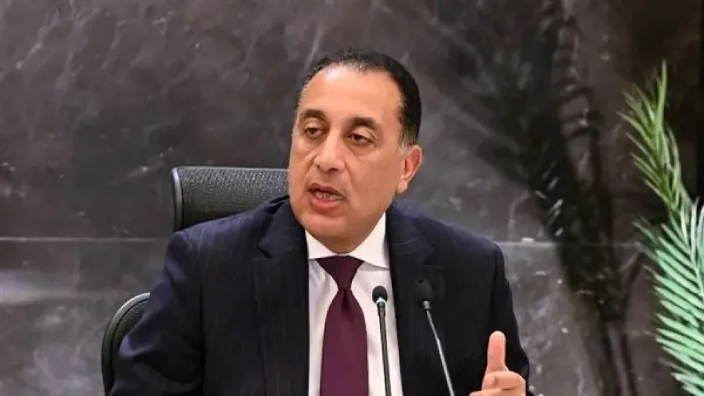 رئيس الوزراء يهنئ الرئيس السيسي بقرب قدوم عيد الأضحى المبارك