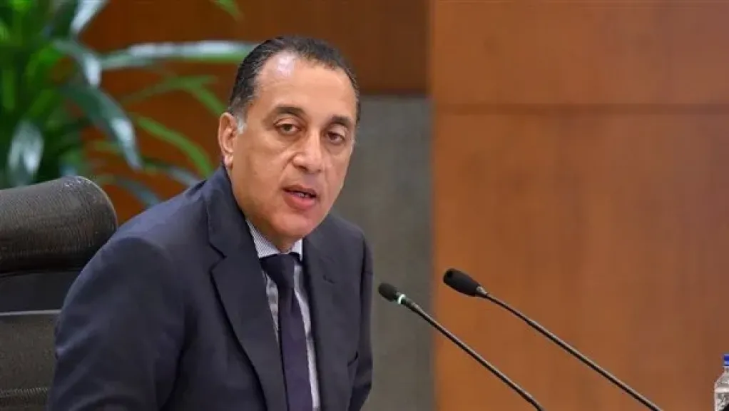 رئيس الوزراء يهنئ شيخ الأزهر بقرب حلول عيد الأضحى المبارك