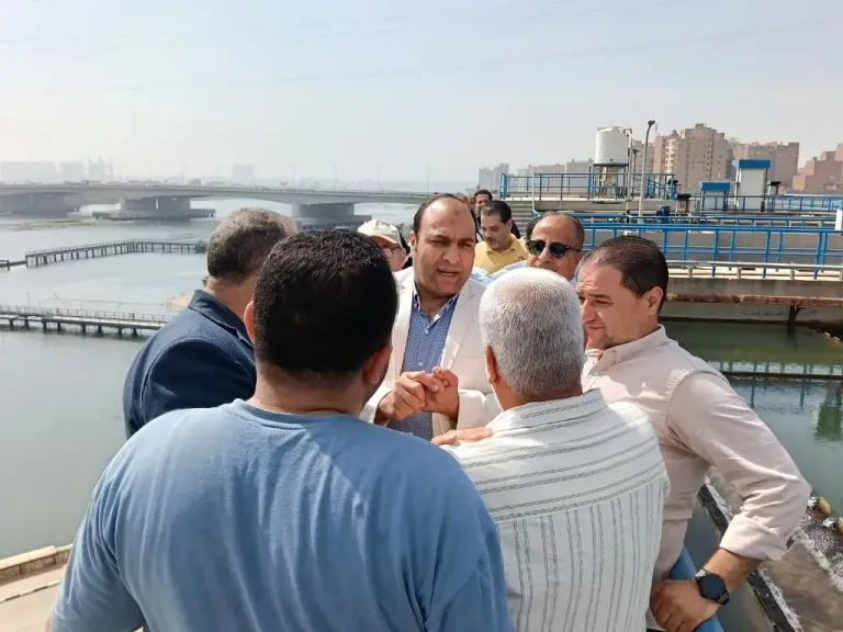 رئيس مياه الجيزة يتابع انتظام العمل بالمحطات.. ويؤكد: مستعدون لاستقبال العيد