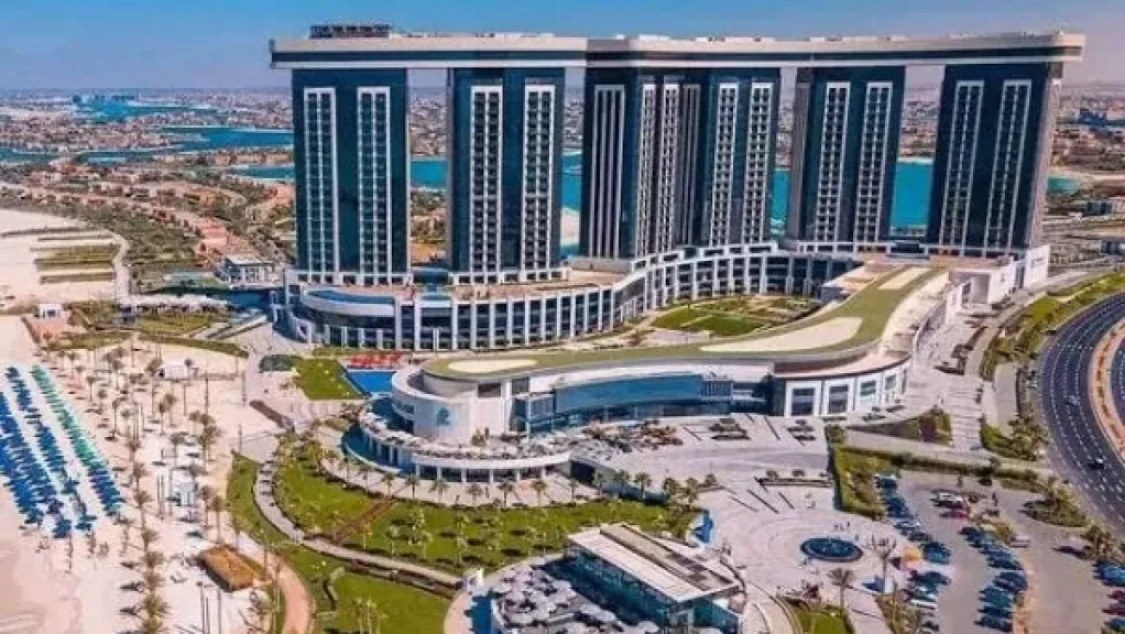 رئيس جهاز العلمين الجديدة : جوهرة المتوسط تتألق عالميًا .. وإشغالات العيد تجاوزت 70%