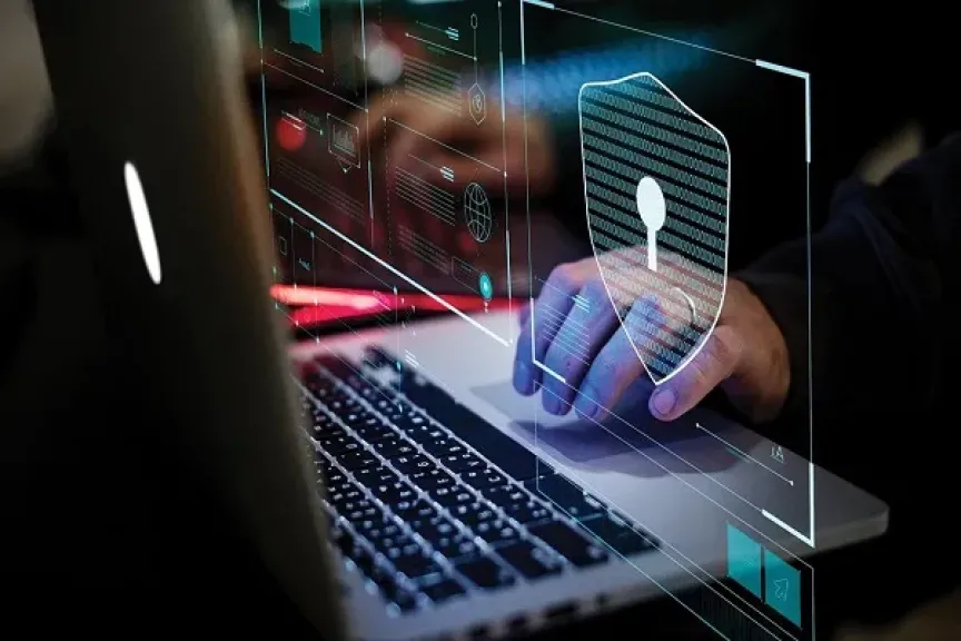 كيف تحمي حساباتك البنكية من الاحتيال الإلكتروني أثناء العيد؟