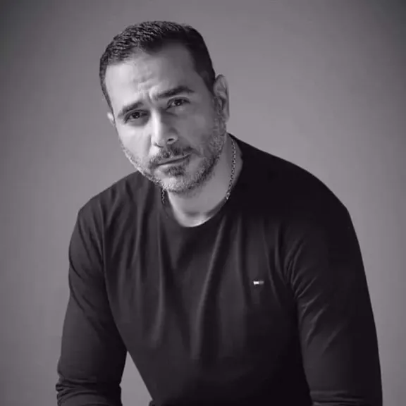 الفنان نور محمود عن مشاركته في مسلسل «كان يا مكان»: مشهد واحد جمعني بالفنان ماجد الكدواني