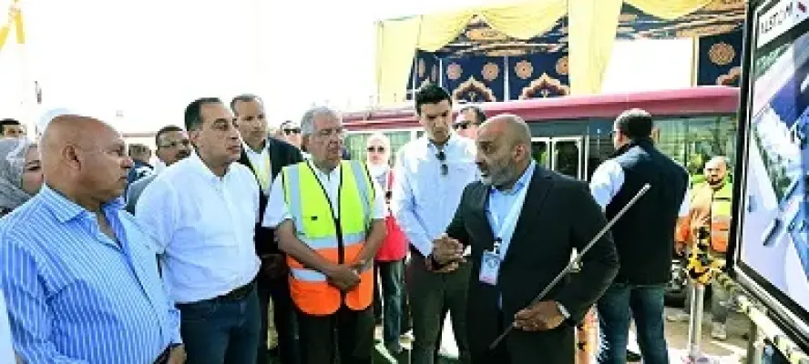 رئيس الوزراء يتفقد مجمع ألستوم الصناعي بمدينة برج العرب الجديدة