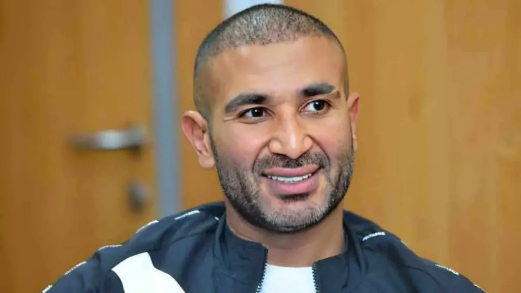 أحمد سعد: من يصنف نفسه رقم واحد لا يشعر بها من داخله.. وأغنية شيرين الأخيرة ليست أفضل شيء
