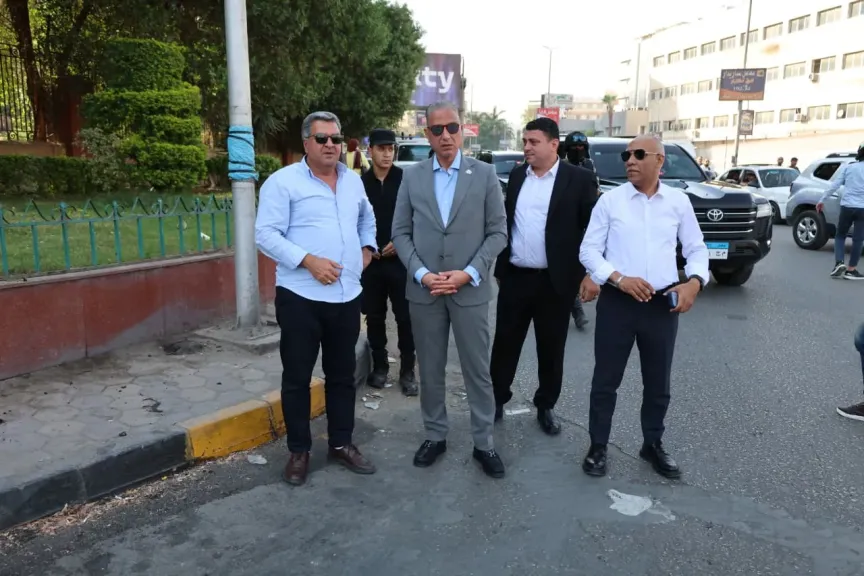​محافظ الجيزة يتابع صيانة وتطوير مطلع كوبري أكتوبر بالدقي