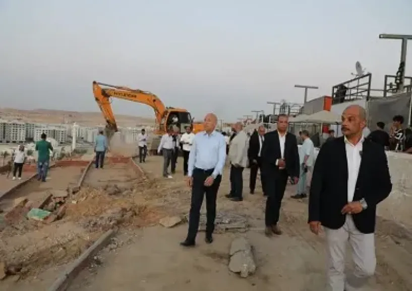 متحدث القاهرة: إزالة تعديات خطرة على محور عبد المجيد محمود في المقطم.. وأخذ تعهدات