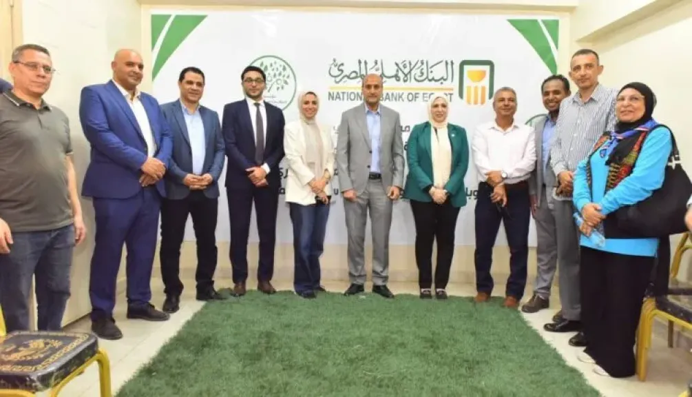 بدعم من البنك الأهلي المصري.. إطلاق قوافل «مصر في عيونا» للكشف المبكر عن مسببات العمى بأسيوط