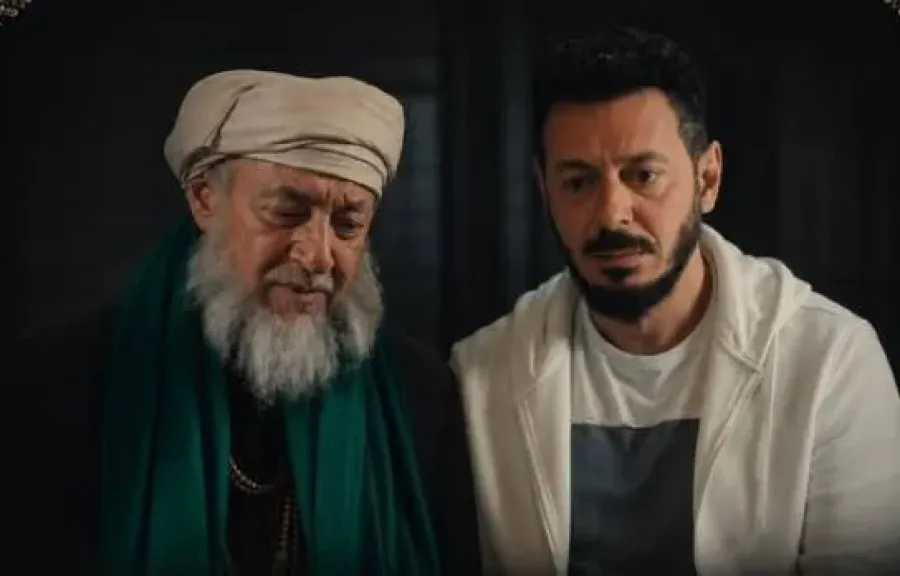 مصطفى شعبان عن عبد العزيز مخيون: صاحب مسيرة فنية ثرية